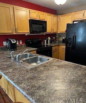 4th image of 111 Moorage Ct