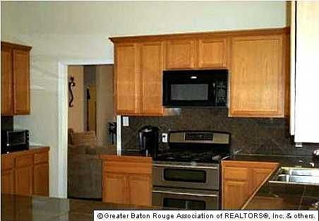 2nd image of 26078 Glenbrooke Dr