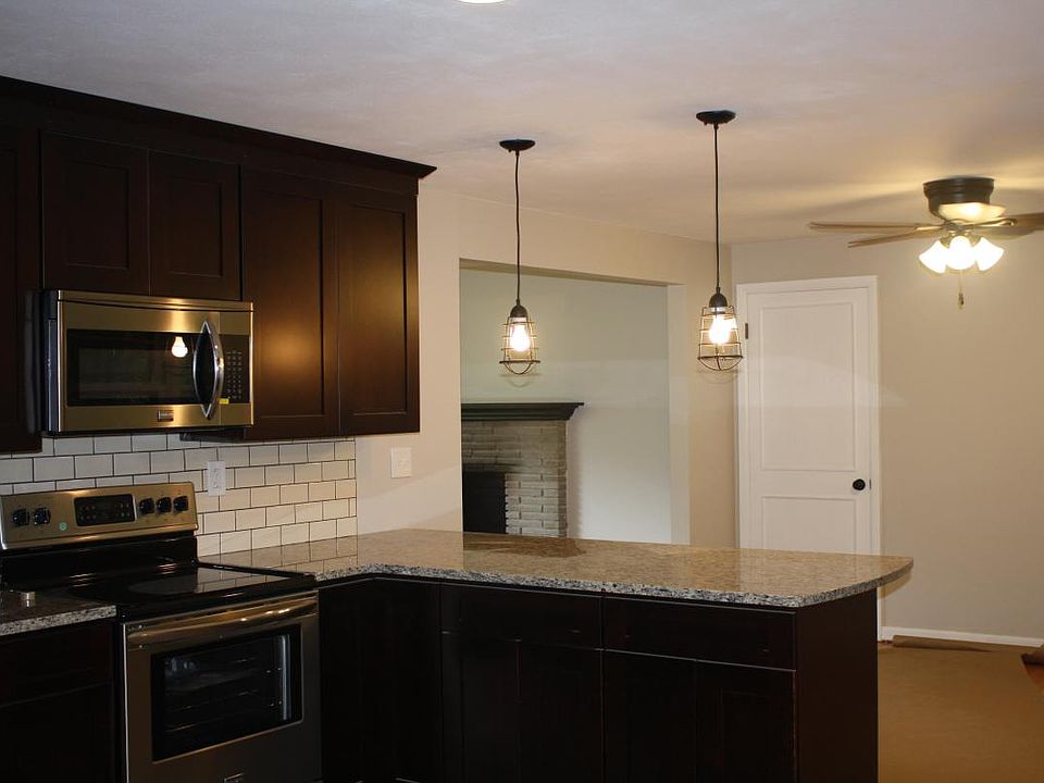 Newly remodeled Kitchen with all new appliances