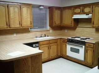 1116 Trinity Dr, Benbrook, TX 76126