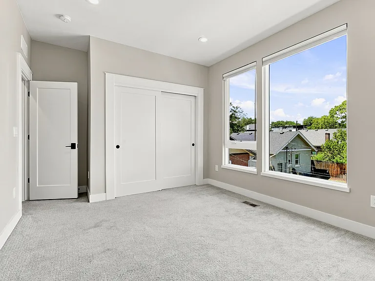 3832 Jason St #5A — Photo 41