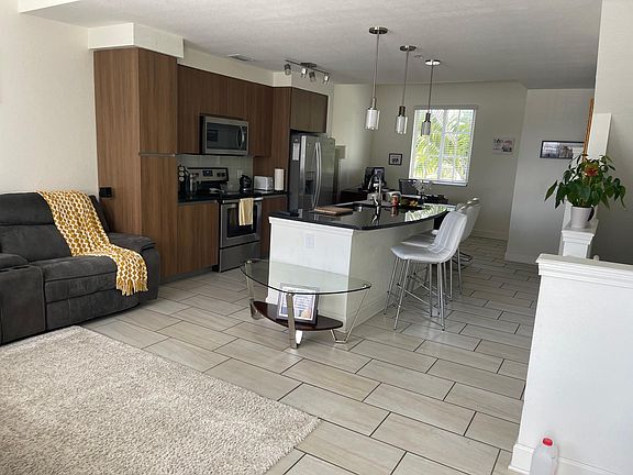 4th image of 20020 W Dixie Hwy APT 18105