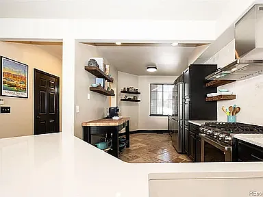 3383 Mount Royal Dr — Photo 15