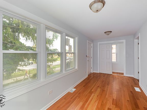 2nd image of 4827 S Lockwood Ave