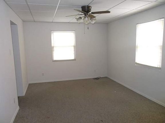 Den/Living Room