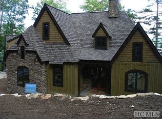 284 Via Del Lago, Cullowhee, NC 27836