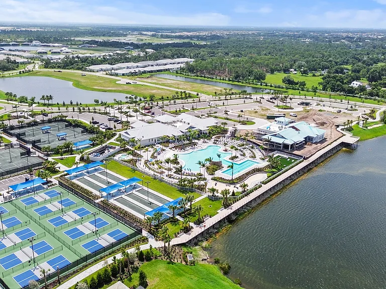 25929 Bimini Sands Ct — Photo 40
