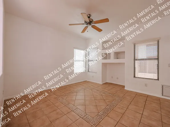 3513 W Whispering Wind Dr, Glendale, AZ 85310