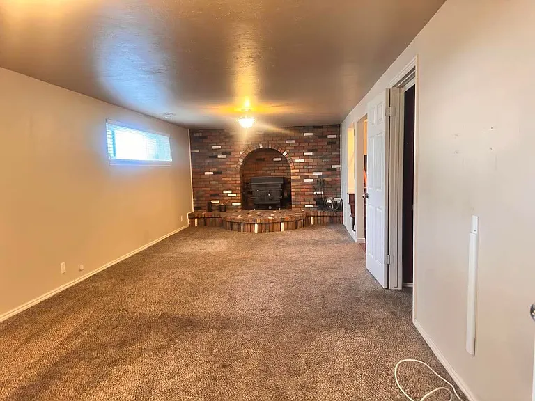 1175 N 950 W — Photo 4