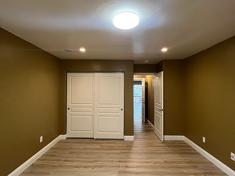 3721 Pioneer Trl #B — Photo 8