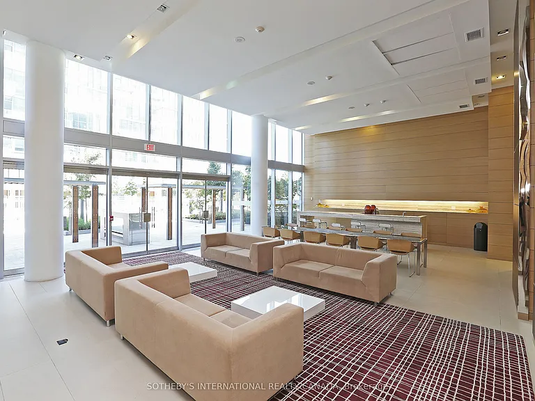 29 Queens Quay E #811 — Photo 25
