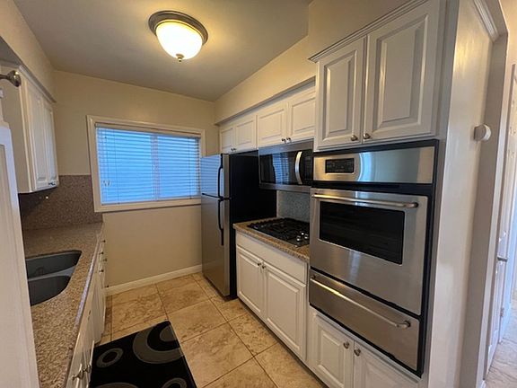 2nd image of 1708 Esplanade #378-06