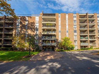 201 Grant St APT 101, Sewickley, PA, 15143