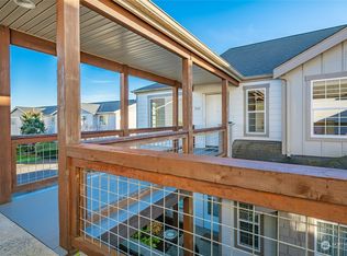 815 Judson St APT 201, Lynden, WA 98264