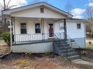 1 Sullivan Dr, Travelers Rest, SC 29690