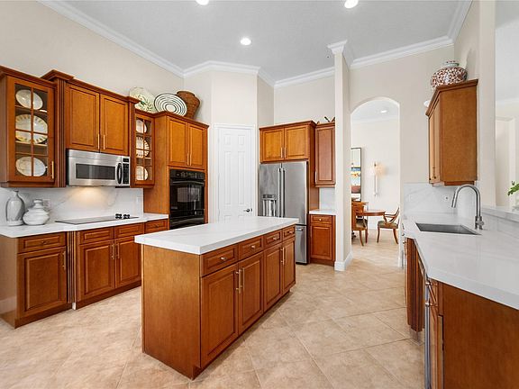 4th image of 11936 NW 78th Place