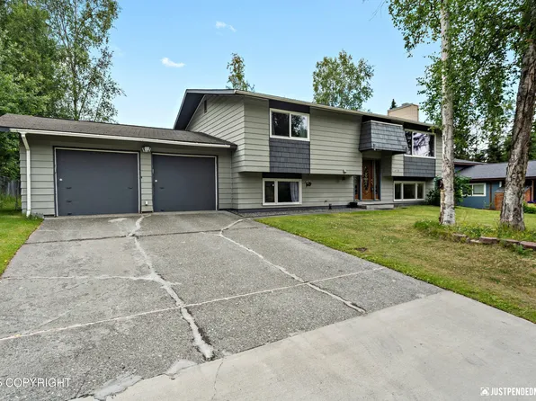 4156 Checkmate Dr, Anchorage, AK 99508