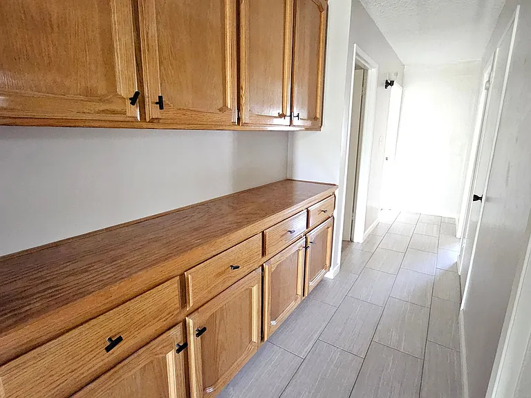 9709 Irene Ave — Photo 6
