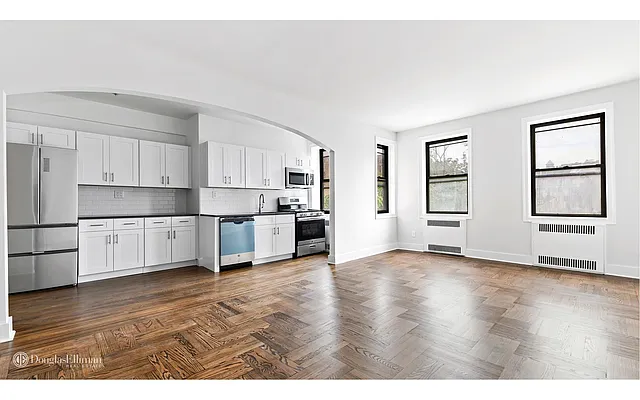 Sold by Douglas Elliman | media 14