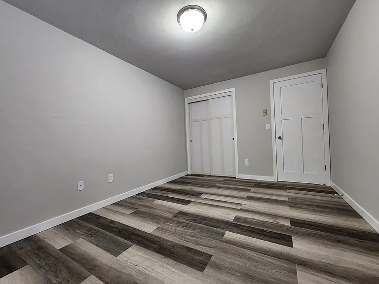 712 George St #5 — Photo 4
