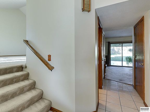 5th image of 4938 Logan Ln