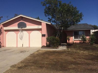 1827 Alaquinas Dr, San Ysidro, CA, 92173