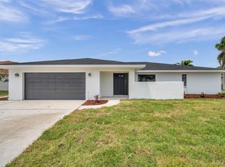 5125 Palm Aire Dr, Sarasota, FL 34243