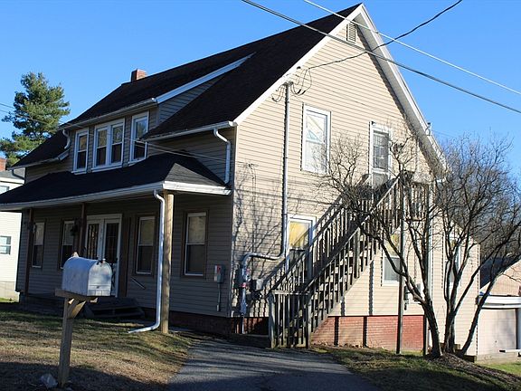 2nd image of 25 Quinebaug Rd