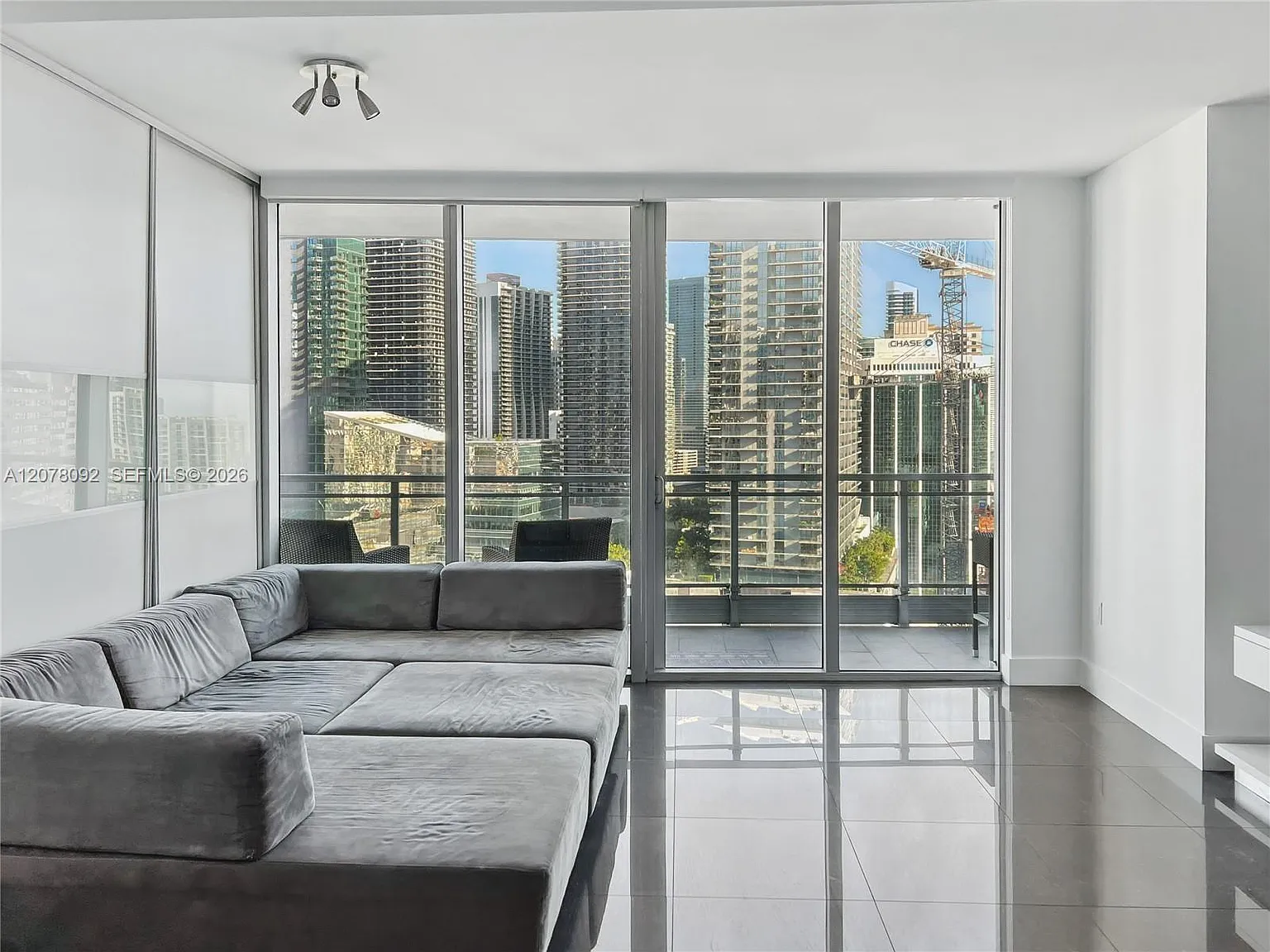 Mint Condo — Photo 2