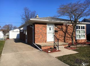 1241 Maple Ave, Monroe, MI 48162