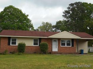 6030 Farmington St, Fayetteville, NC 28314