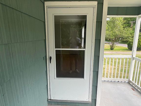2nd image of 608 Rollingwood Rd