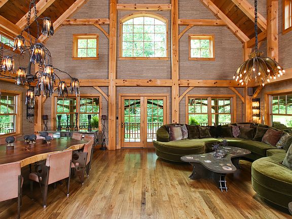 9 Mount Hunger Estates