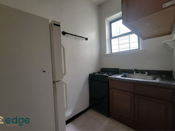3rd image of 1306 Saint Johns Pl APT 3B