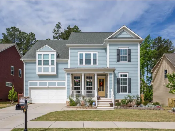 208 Echo Creek Pl, Apex, NC 27539