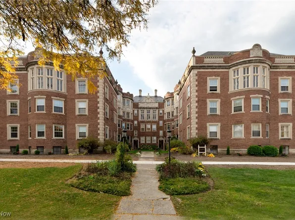 16300 Van Aken Blvd #205C, Cleveland, OH 44120