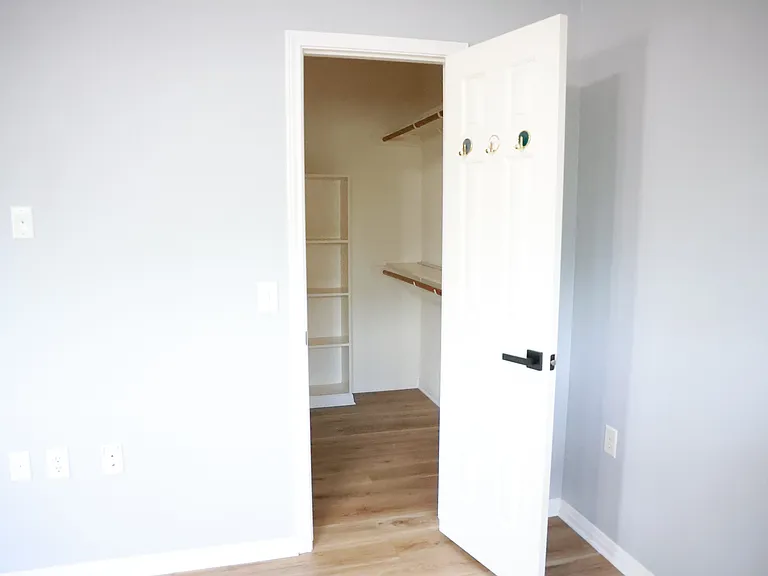 1306 Chicon St — Photo 23