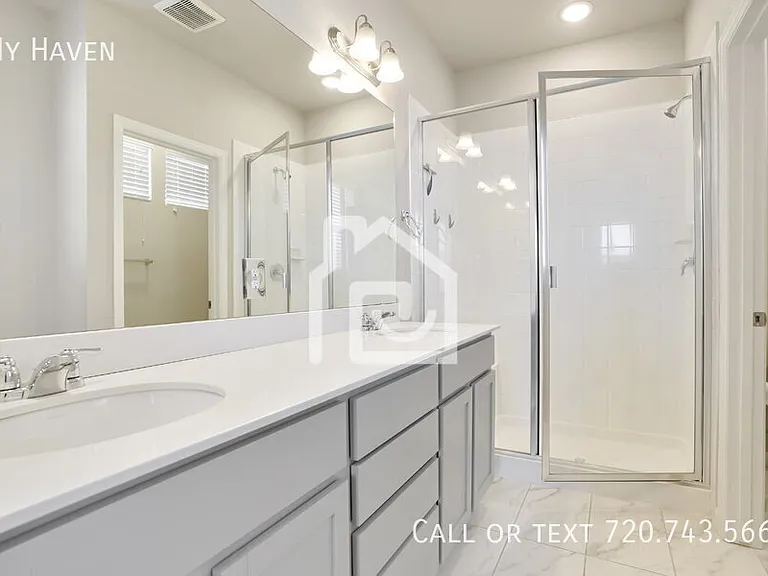 1320 Hoyt St #6 — Photo 13