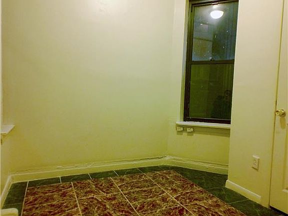 4th image of 55 2nd Ave APT 3