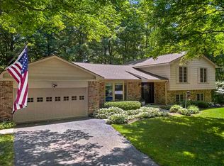 1340 Bay View Hts, Petoskey, MI 49770