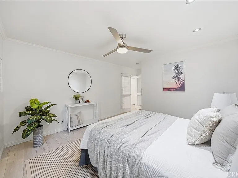 185 Streamwood — Photo 10
