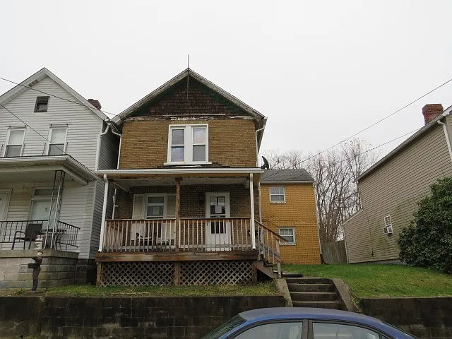 74 Castner Ave photo 1