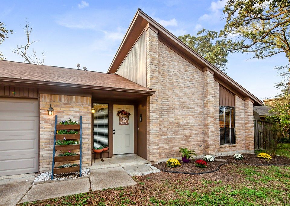 1st image of 1005 Val Verde Dr