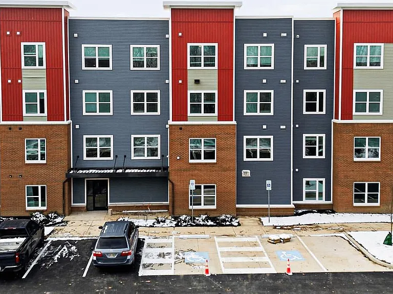 Granville Woods Lofts II — Photo 45