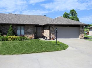 871 Sombart Rd, Boonville, MO 65233