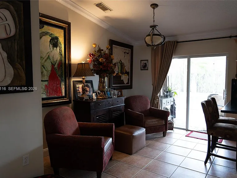 17992 SW 152nd Ct — Photo 7