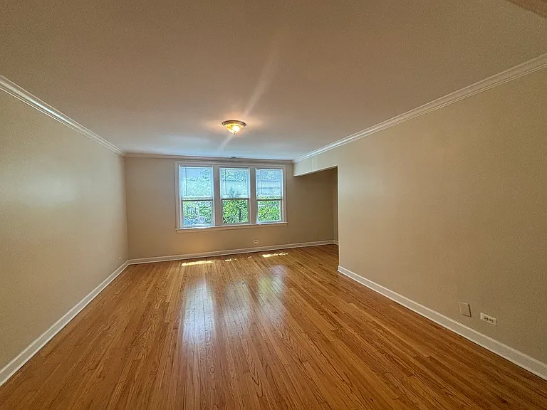 1705 Simpson St #2F — Photo 3