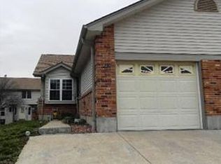211 Fawn Meadow Ct, O'Fallon, MO 63366