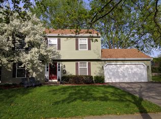 500 S 15th Ct, Saint Charles, IL 60174