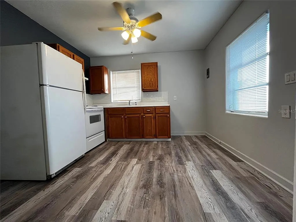 2 bed, 1.0 bath, 850 sqft, $1,400 — Photo 3
